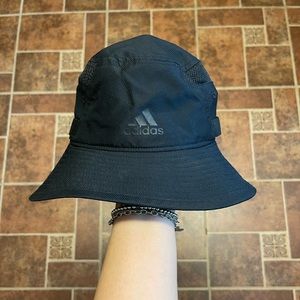 Adidas bucket hat